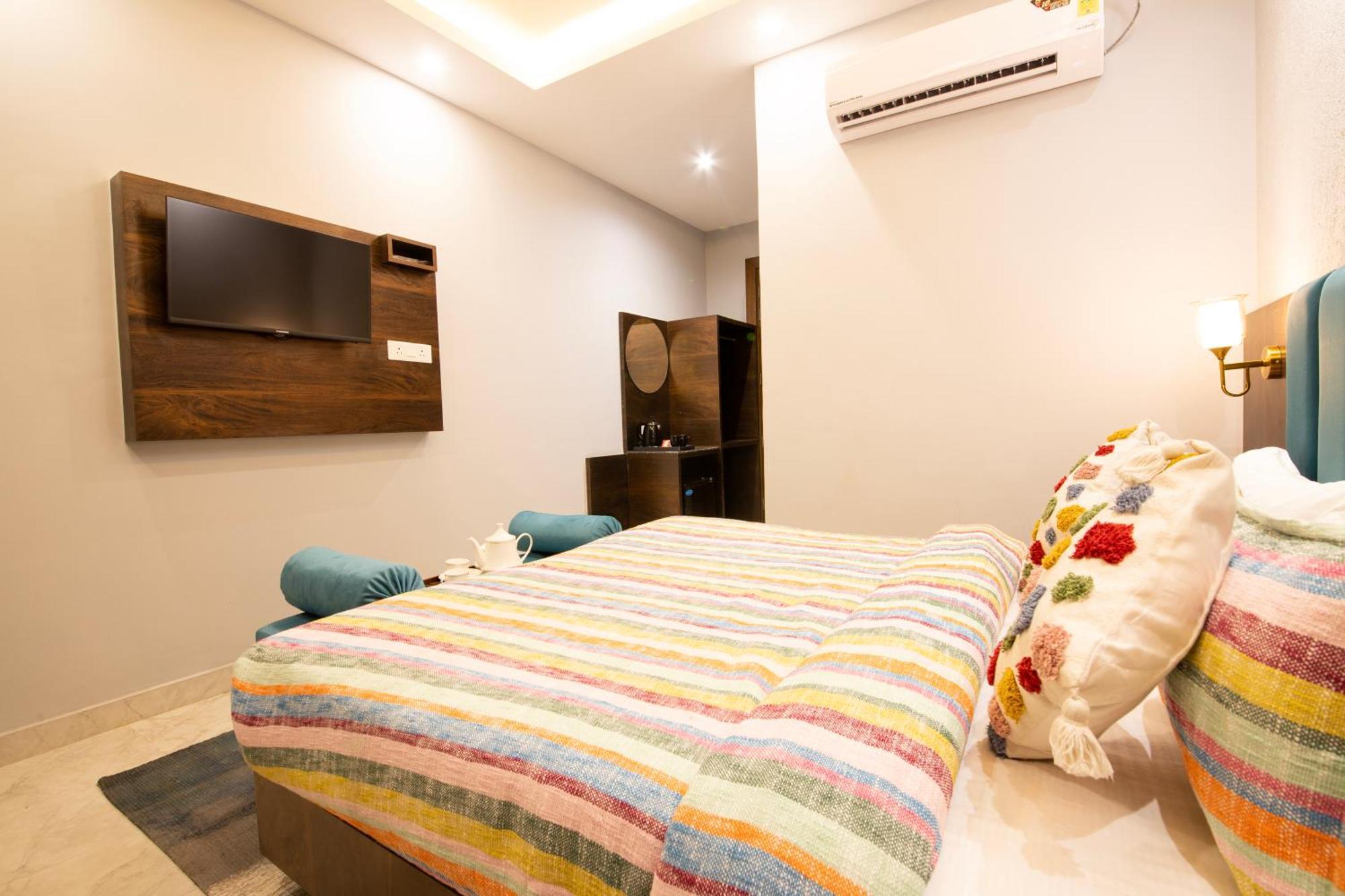 Perfectstayz Heritage Near Neem Beach ริชิเคช ภายนอก รูปภาพ